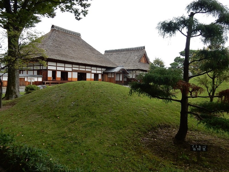 足利の日本最初の学校で勉強