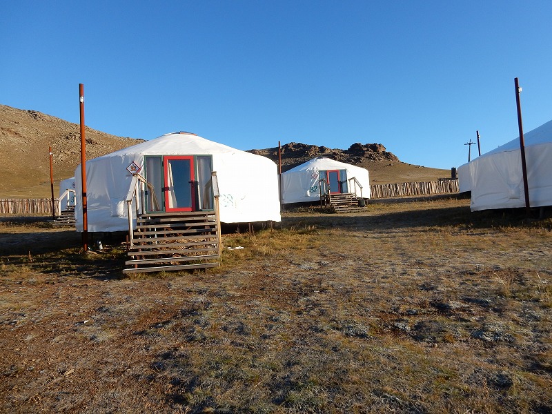 テレルジでツーリストキャンプは寒かった